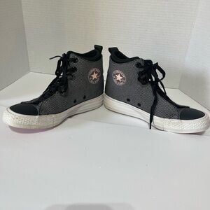 Converse Chuck Taylor woman’s  All Star Selene high top sneaker size 6